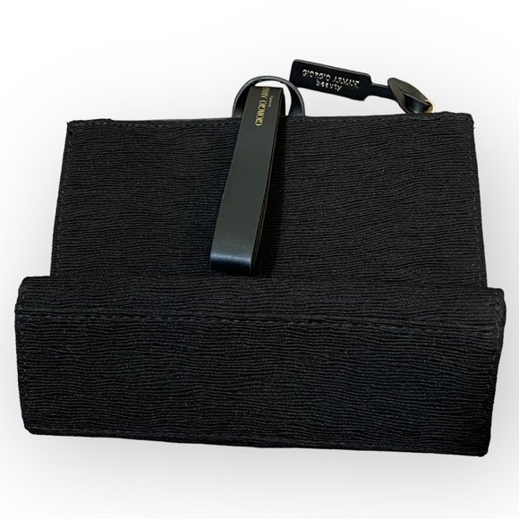 NWOT Giorgio Armani Beauty Makeup/Cosmetics Travel Pouch Black - Picture 1 of 4